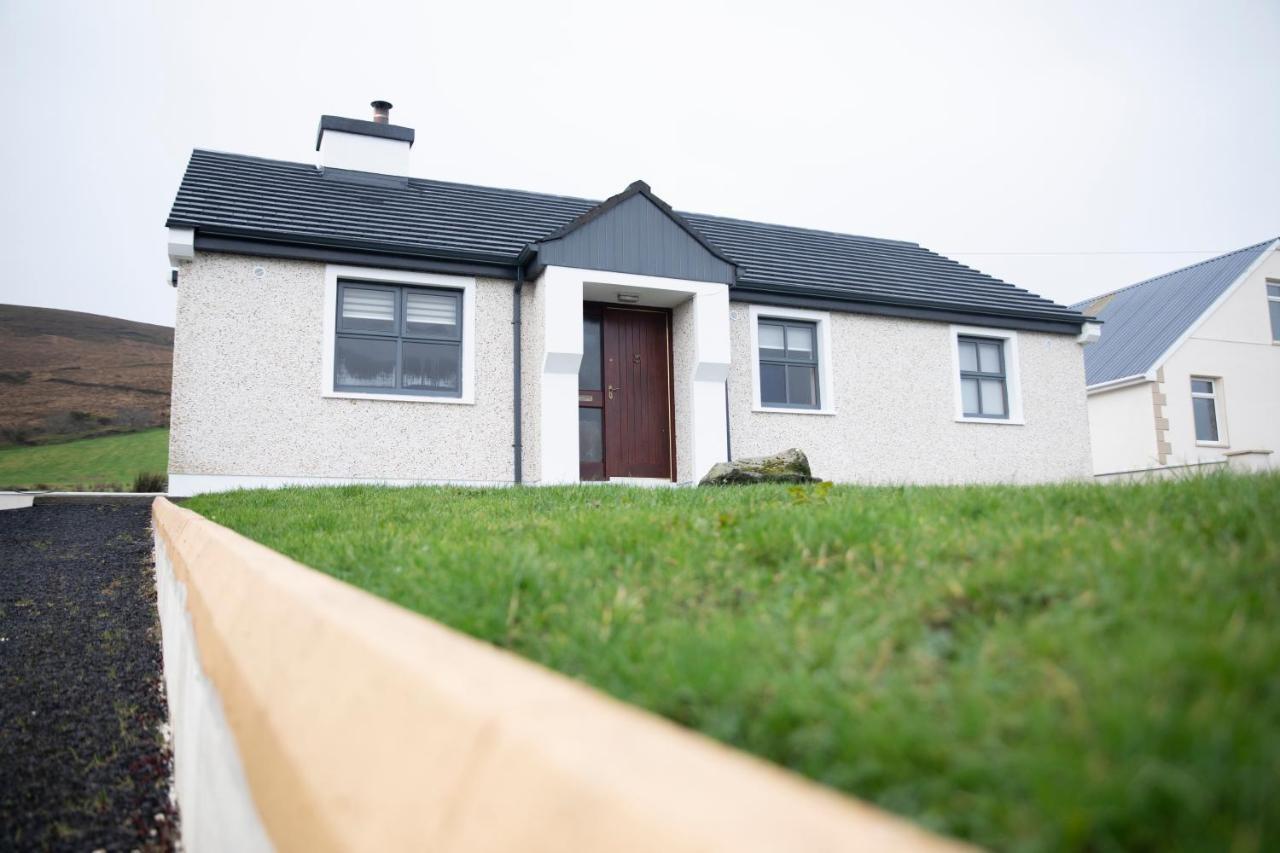 3 Bed Renovated Cottage Carramore Lake, Belmullet Ballina  Exteriér fotografie