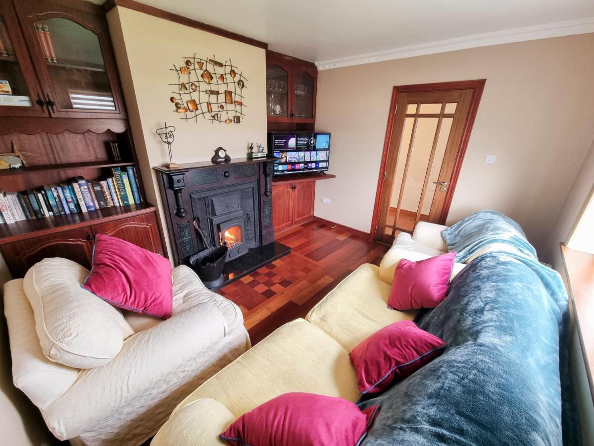 3 Bed Renovated Cottage Carramore Lake, Belmullet Ballina  Exteriér fotografie