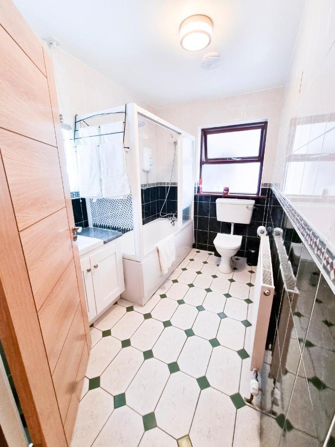 3 Bed Renovated Cottage Carramore Lake, Belmullet Ballina  Exteriér fotografie